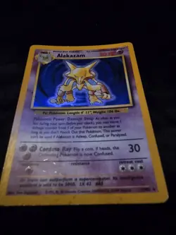 Pokemon Alakazam 1/102 Holo Rare Unlimited Edition Base Set - Image 1