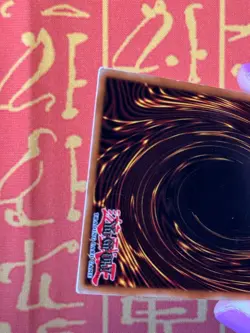 YUGIOH RED-EYES DARKNESS DRAGON ULTRA RARE 1ST EDITION MODERATE PLAY SD1-EN001 - Image 4