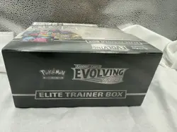 Pokemon TCG Sword and Shield Evolving Skies Elite Trainer Box ETB Sealed - Image 3