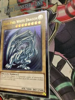 Blue-Eyes White Dragon Ultimate Rare OP28-EN001 Yugioh Pack Fresh - Image 4