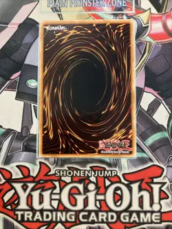 Blue-Eyes White Dragon Ultimate Rare OP28-EN001 Yugioh Pack Fresh - Image 5