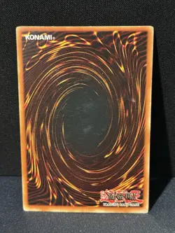 Yugioh Red-Eyes Black Dragon SDJ-001 Holo Rare Original Vintage - Image 2