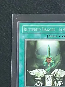 Butterfly Dagger - Elma DR1-EN194 YuGiOh Dark Revelation Volume 1 - Image 2