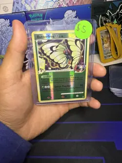 Butterfree FB 17/147 Supreme Victors Reverse Holo Rare Pokemon Card English nm - Image 1