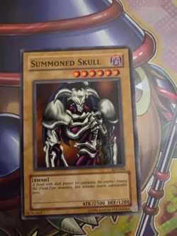 Yugioh Summoned Skull SDY-004 NM - Image 1