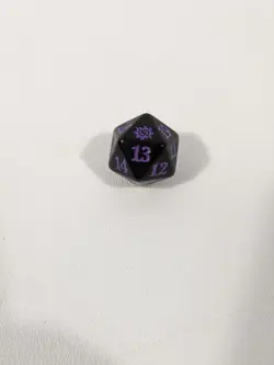 MTG d20 Spindown 20-side Life Counter die Brothers War Black & Purple - Image 1