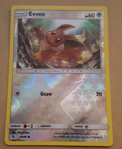 POKEMON TCG CARD - SUN AND MOON HIDDEN FATES - EEVEE 49/68 (REV HOLO) NM - Image 1