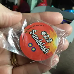 Rare Vintage 1998 Pokemon Pog Cardboard Coin #28 Sandslash Nintendo Battle Disc - Image 2