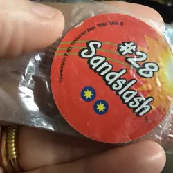Rare Vintage 1998 Pokemon Pog Cardboard Coin #28 Sandslash Nintendo Battle Disc - Image 3