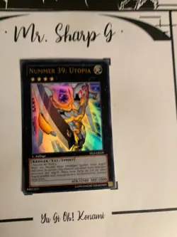 NUMMER 39: UTOPIA - 1.AUFLAGE YS12-DE039 DEUTSCH Yu-Gi-Oh! CARD ULTRA RARE HOLO - Image 2