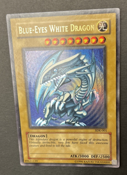 2002 Yugioh Yu-Gi-Oh Card Blue Eyes White Dragon SDK-001 ULTRA RARE LP - Image 3