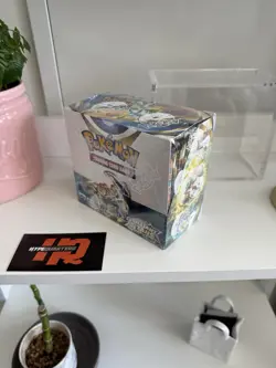 Pokemon Sword & Shield Brilliant Stars Booster Box (Brand New / Factory Sealed) - Image 3