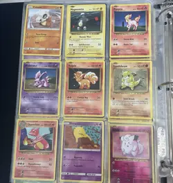 Pokemon Card binder with cards inside. About 200 cards - Image 4