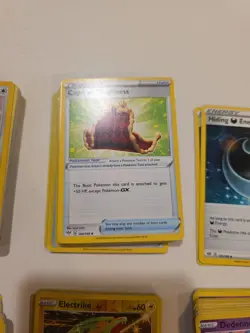 Pokemon TCG Darkness Ablaze 200+ Card Lot Duplicates Common-Rare + V Holo NM - Image 5