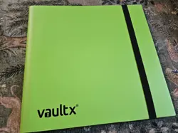 Vault X 12-Pocket Trading Card Strap Binder, 480 cards, Side-Loading - Green - Image 1