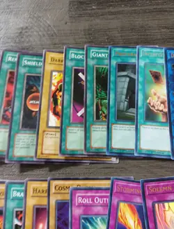 Yu-Gi-Oh 30 Card Lot 1st Edition, Halo, Regular - Image 3