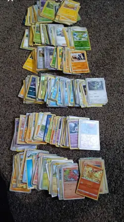 Pokemon Card Collection ( Cash Only For Pickup) Over 1000 Cards included! - Image 3