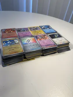 Pokemon TCG Holo And Reverse Holo 800 Card LOT Various Modern Sets NM/M - Image 2