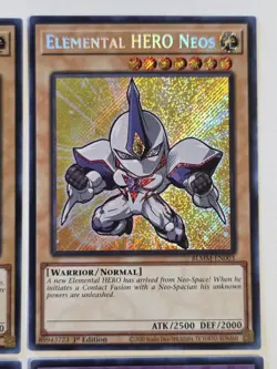 Blue-Eyes White Dragon BLMM-EN001 Secret Rare Yugioh Set x4 Chibi Cards Mint - Image 3