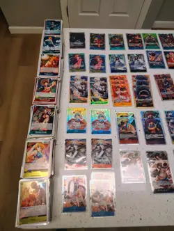 One Piece TCG Card Lot. Over 1000 Holo Cards! - Image 2